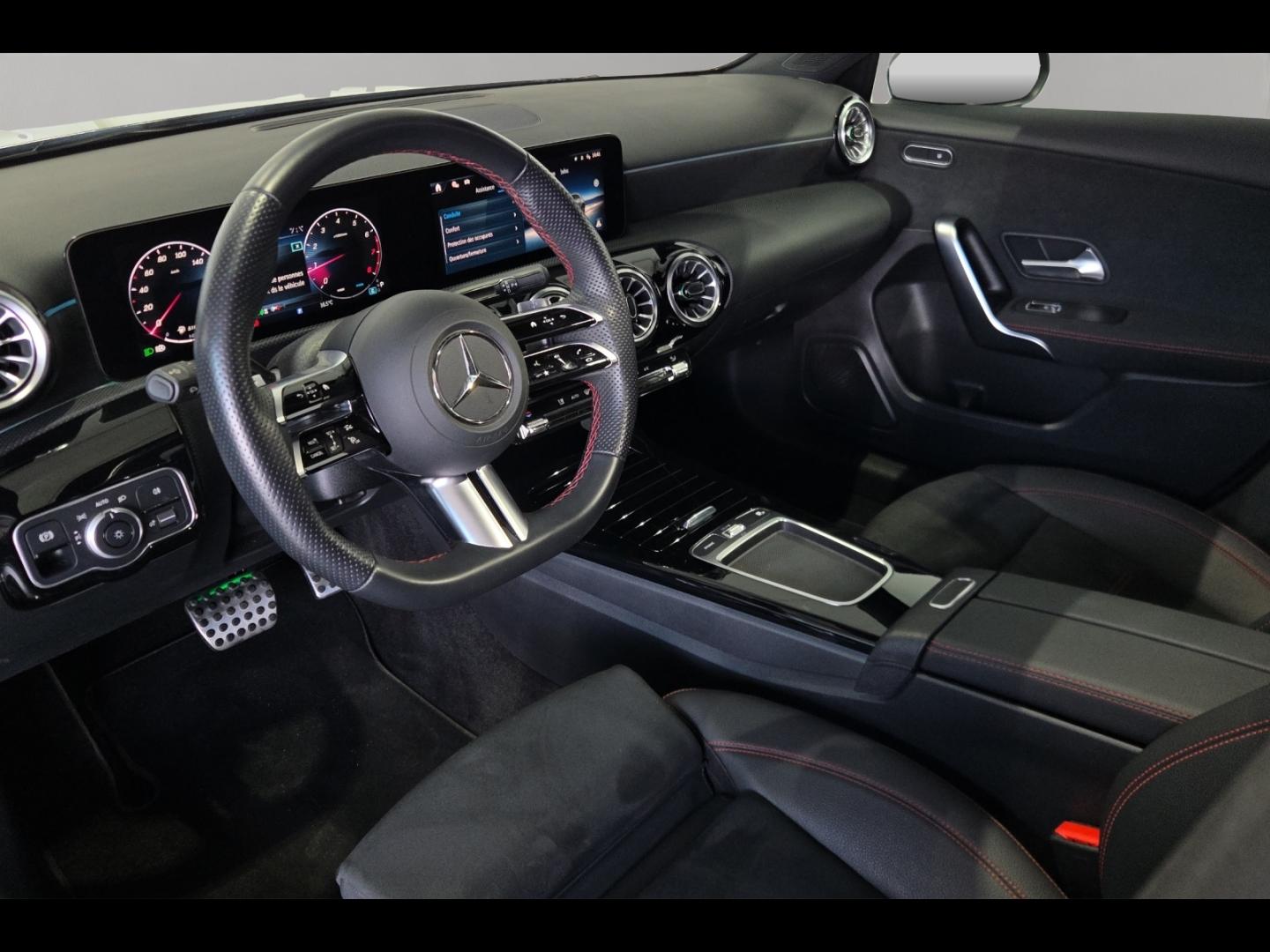Image MERCEDES-BENZ Classe A 180 136ch AMG Line 7G-DCT