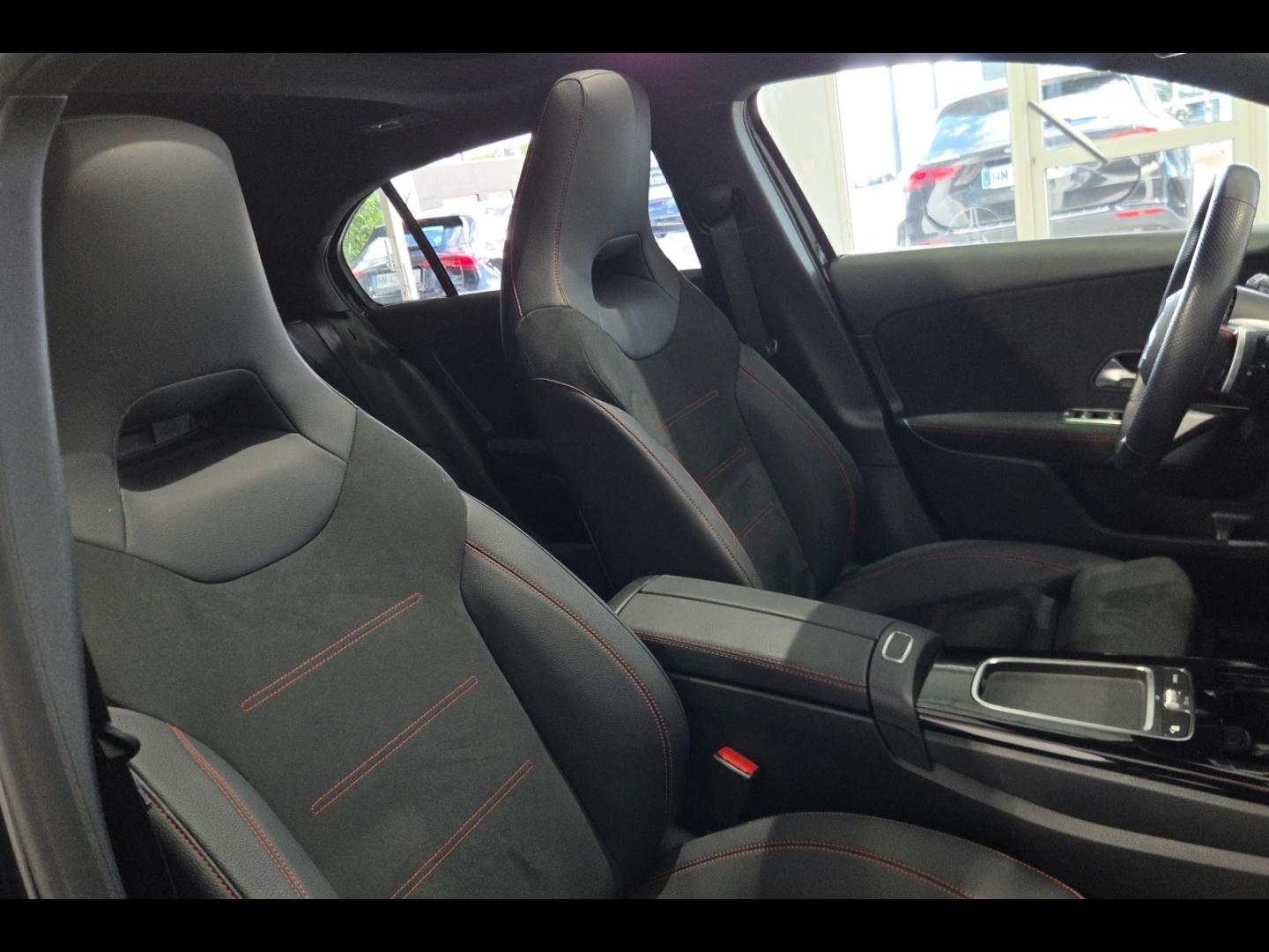 Image MERCEDES-BENZ Classe A 180 136ch AMG Line 7G-DCT