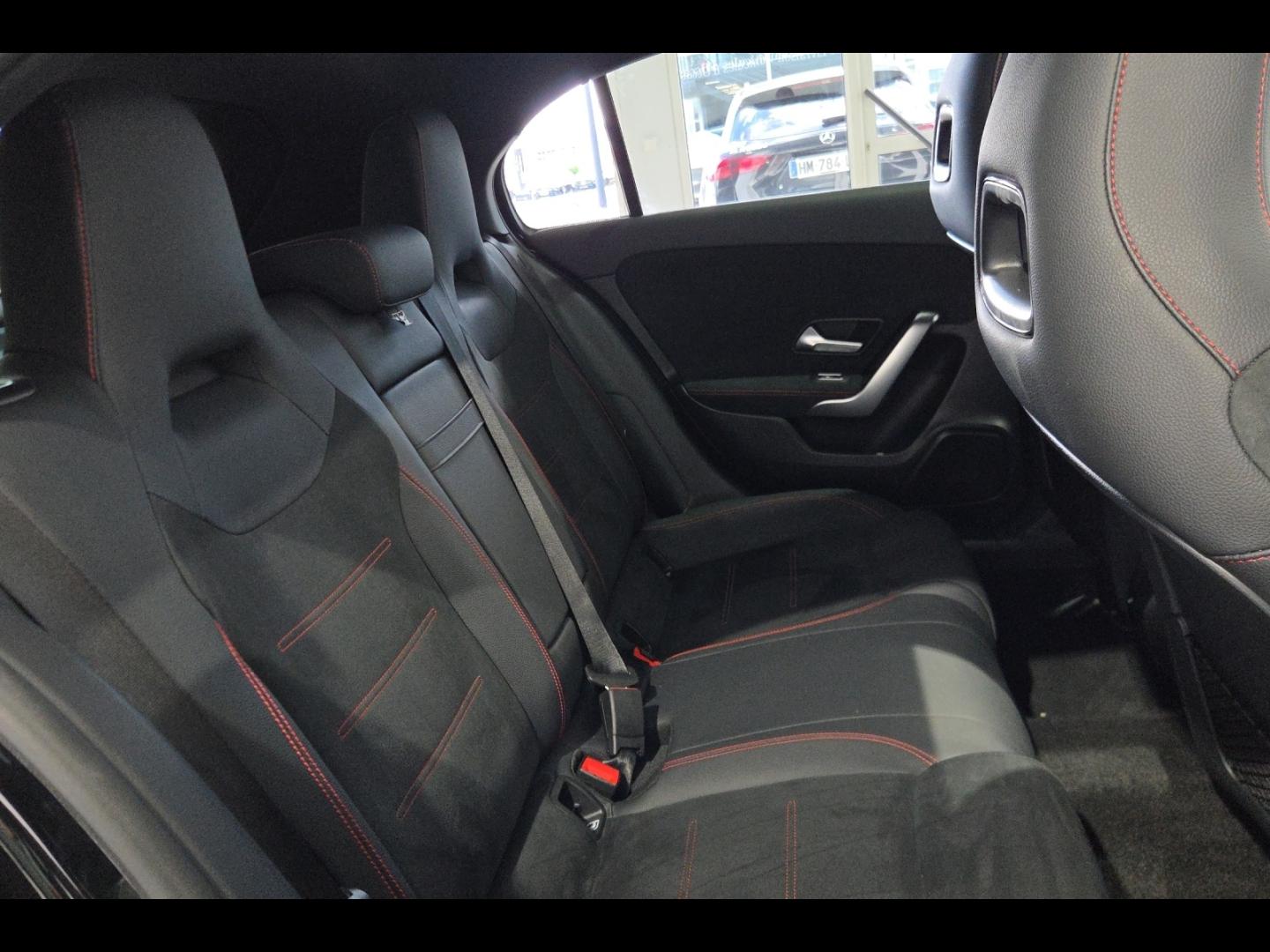 Image MERCEDES-BENZ Classe A 180 136ch AMG Line 7G-DCT