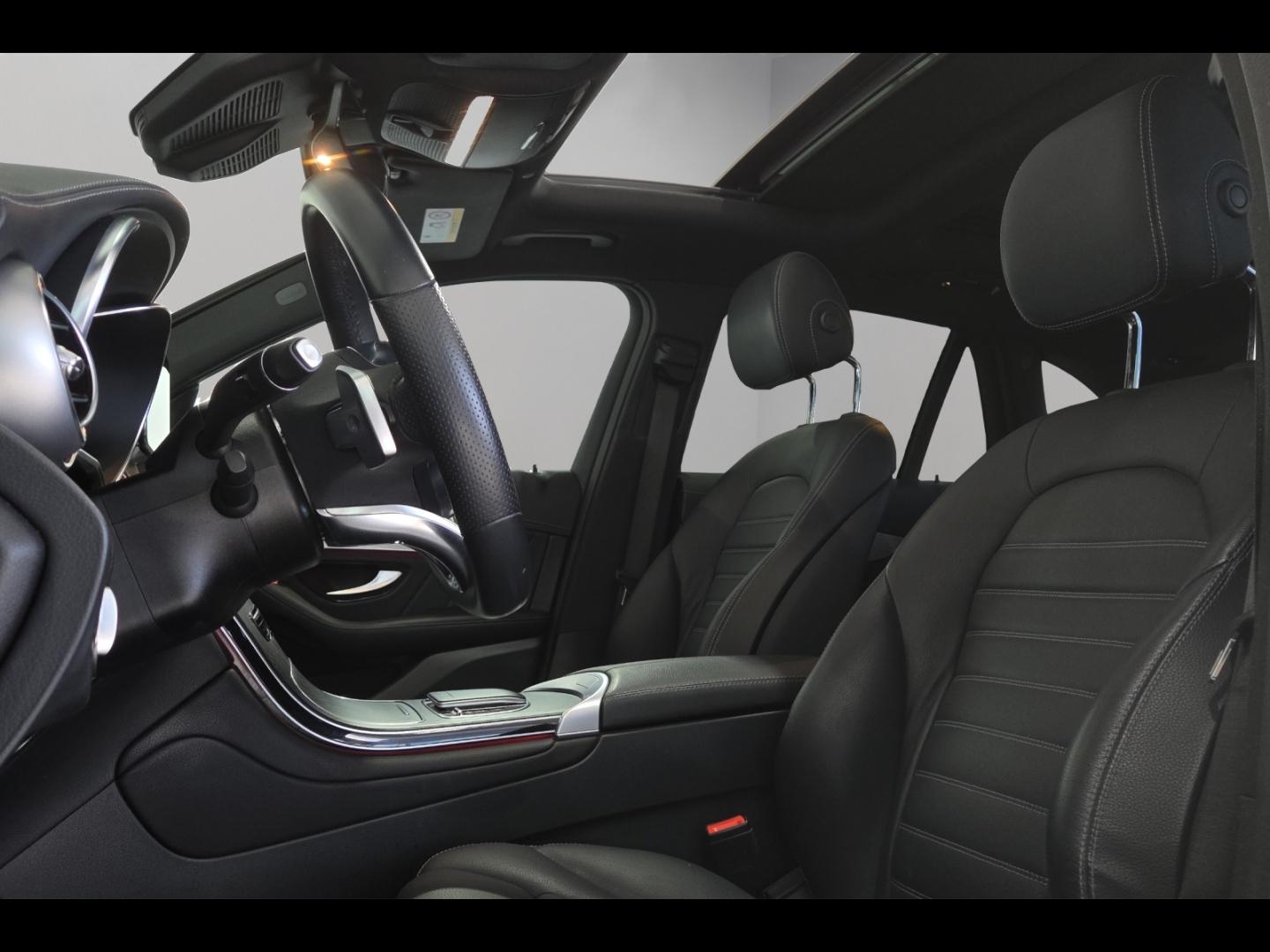 Image MERCEDES-BENZ GLC Coupé 300 e 211+122ch AMG Line 4Matic 9G-Tronic Euro6d-T-EVAP-ISC