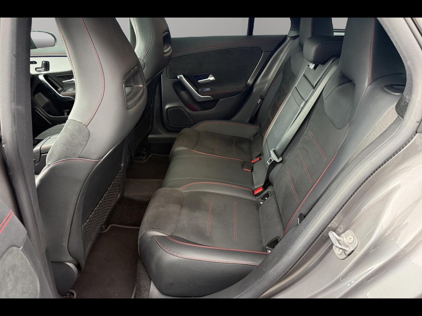 Image MERCEDES-BENZ CLA Shooting Brake 250 e 160+102ch AMG Line 8G-DCT