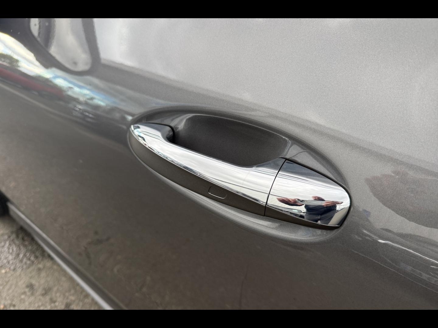 Image MERCEDES-BENZ CLA Shooting Brake 250 e 160+102ch AMG Line 8G-DCT