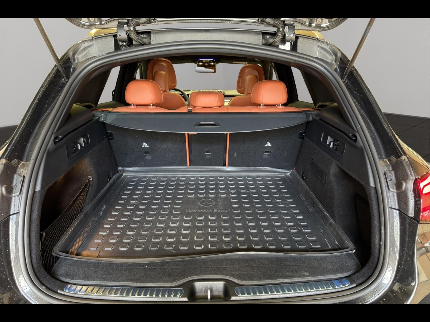 Image MERCEDES-BENZ GLC 220 d 197ch AMG Line 4Matic 9G-Tronic