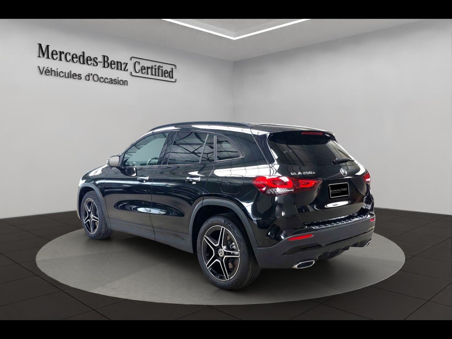 Image MERCEDES-BENZ GLA 250 e 160+102ch AMG Line 8G-DCT