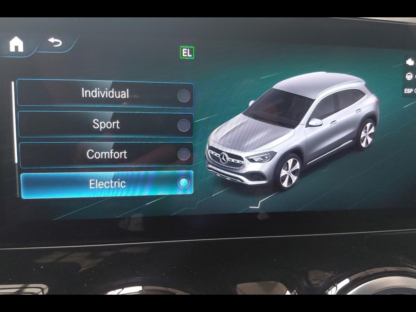 Image MERCEDES-BENZ GLA 250 e 160+102ch AMG Line 8G-DCT