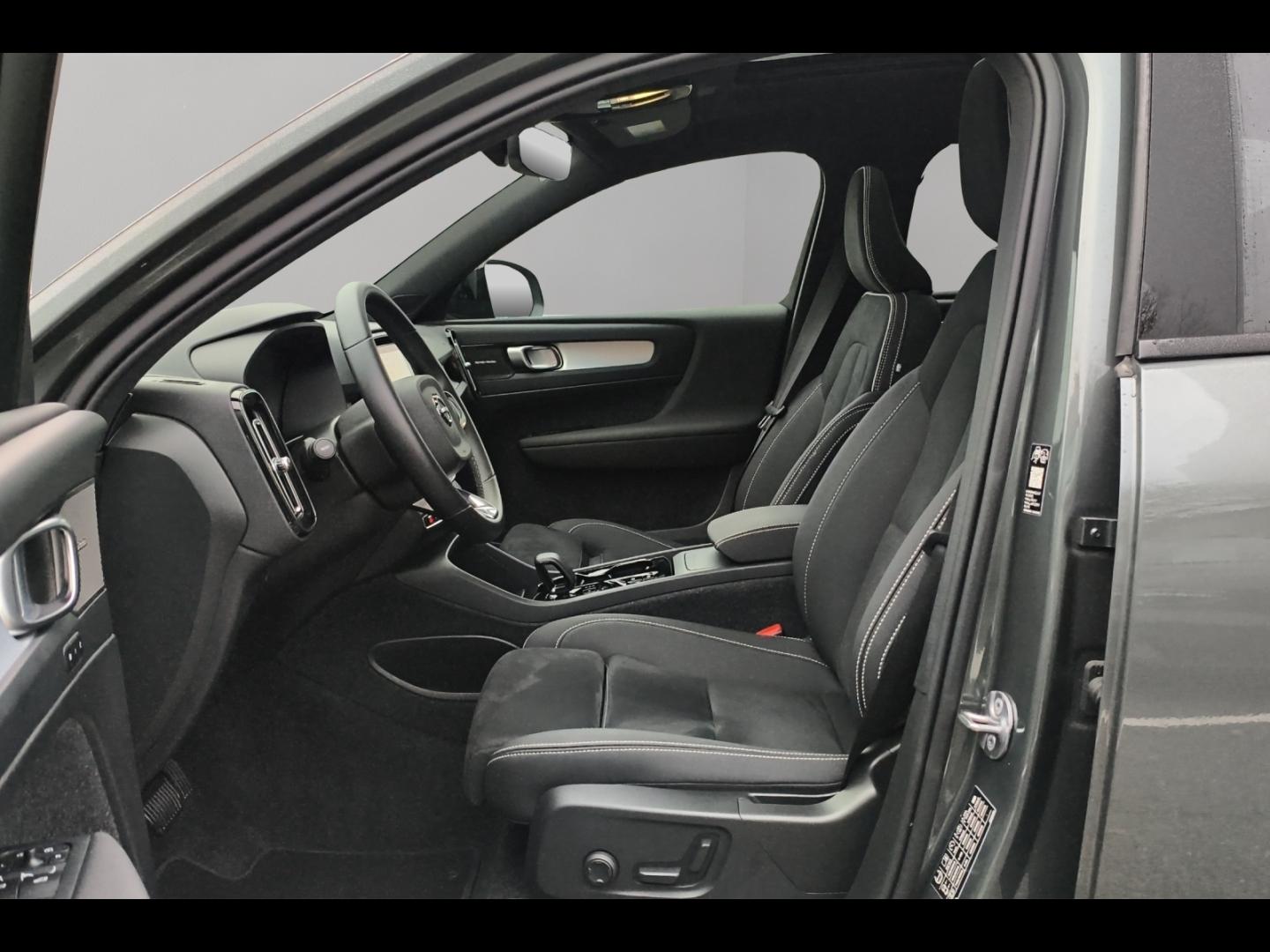 Image VOLVO XC40 B3 163ch Ultra DCT 7