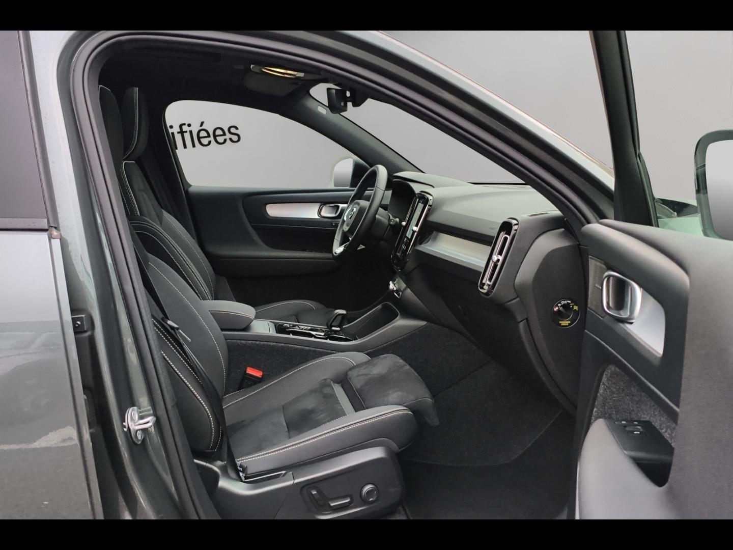 Image VOLVO XC40 B3 163ch Ultra DCT 7