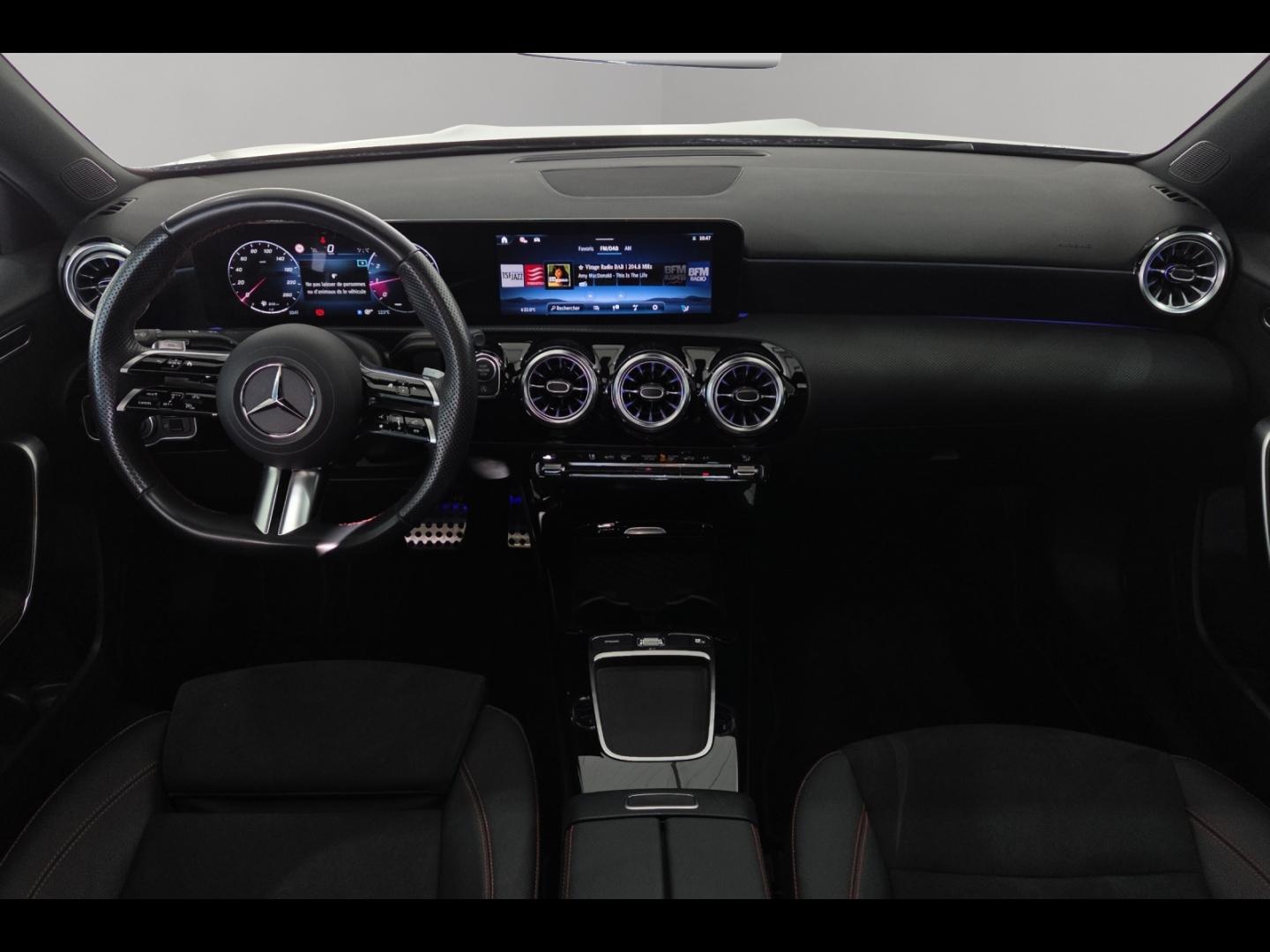 Image MERCEDES-BENZ Classe A 180 136ch AMG Line 7G-DCT