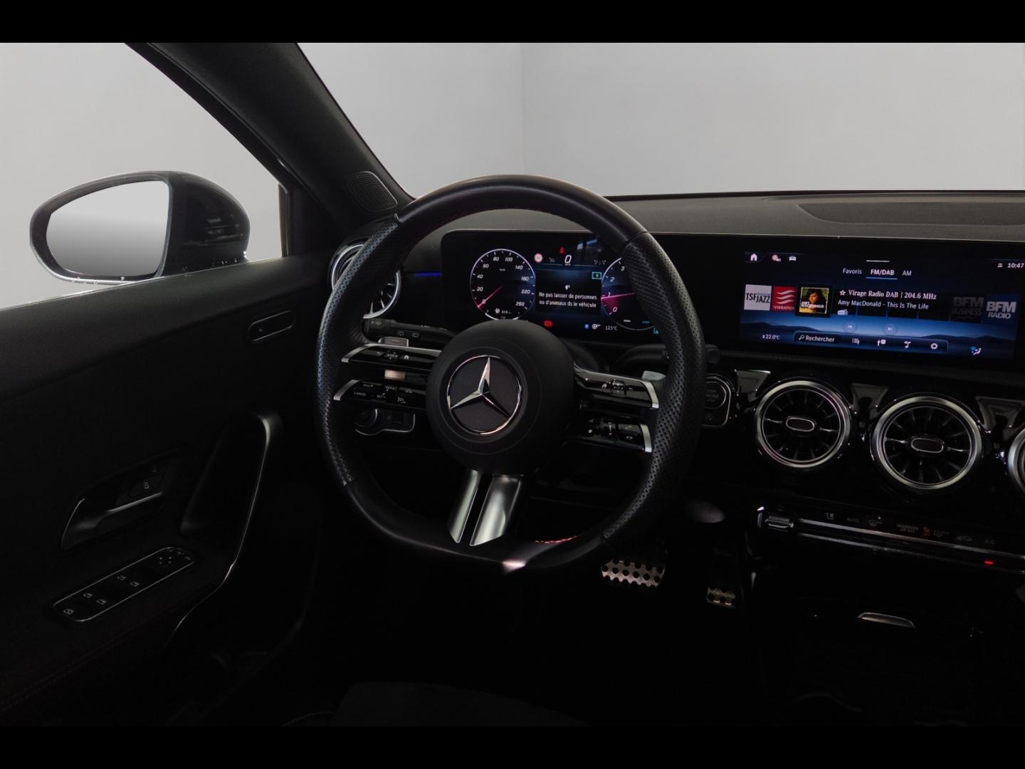 Image MERCEDES-BENZ Classe A 180 136ch AMG Line 7G-DCT