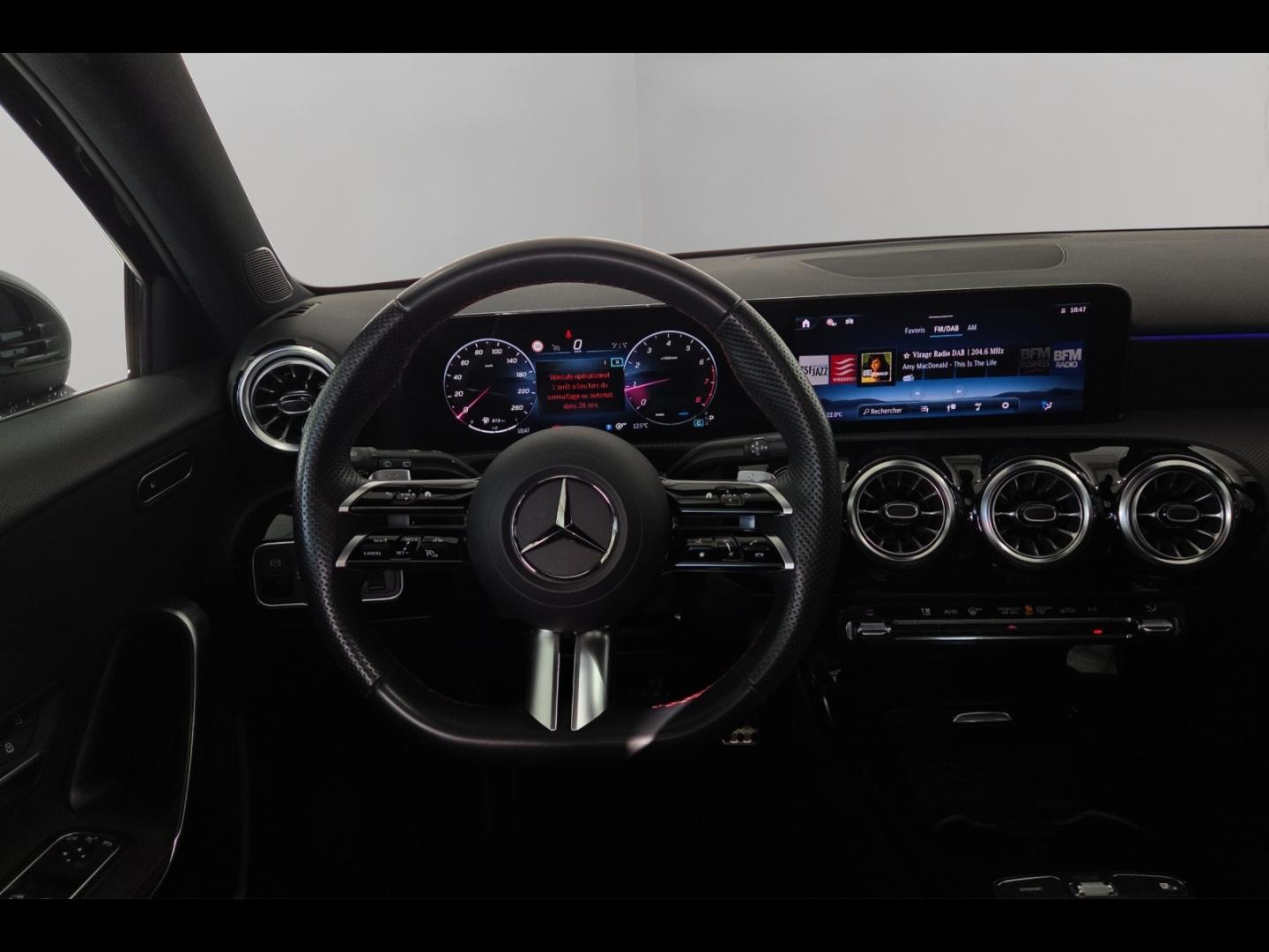 Image MERCEDES-BENZ Classe A 180 136ch AMG Line 7G-DCT