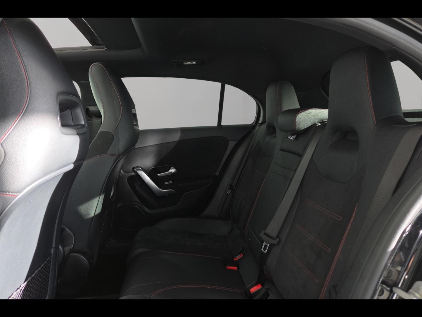 Image MERCEDES-BENZ Classe A 180 136ch AMG Line 7G-DCT
