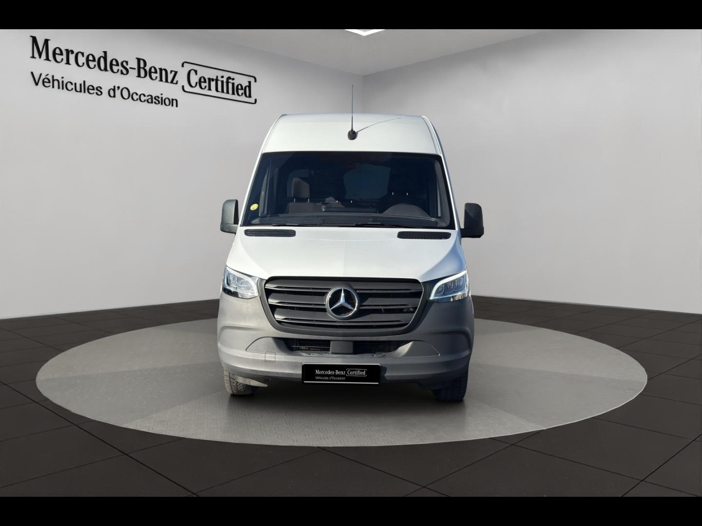 Image MERCEDES-BENZ Sprinter Fg 319 CDI 43 3T5 Pro Propulsion Lourd 7G-Tronic Plus
