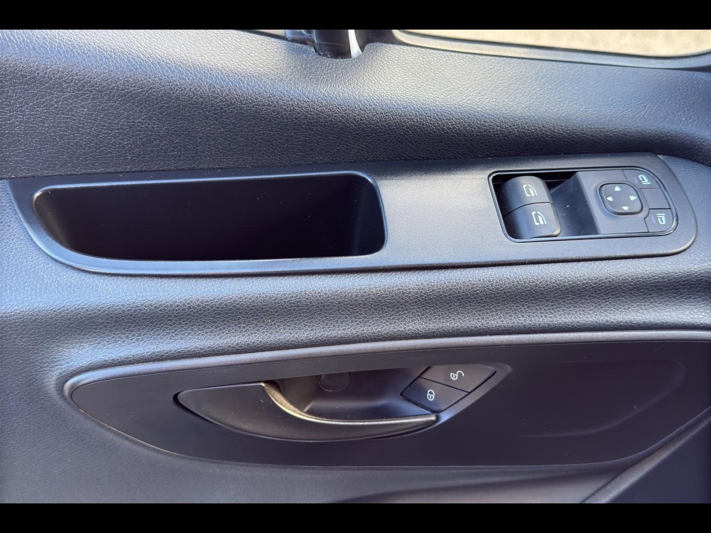 Image MERCEDES-BENZ Sprinter Fg 319 CDI 43 3T5 Pro Propulsion Lourd 7G-Tronic Plus