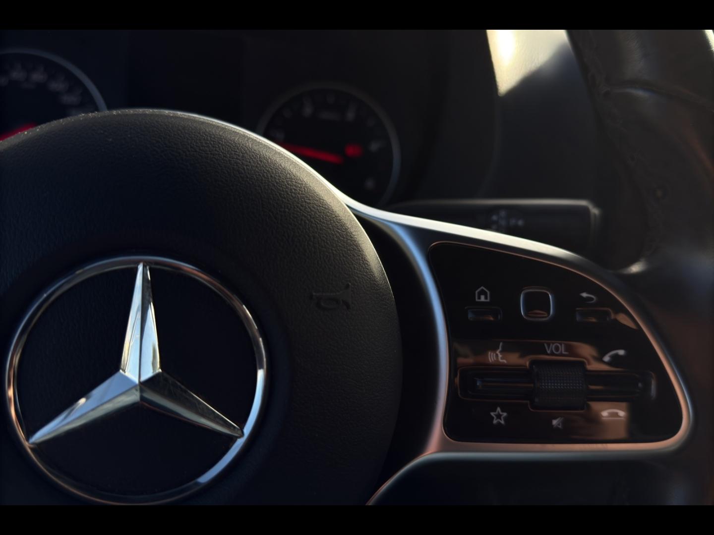 Image MERCEDES-BENZ Sprinter Fg 319 CDI 43 3T5 Pro Propulsion Lourd 7G-Tronic Plus