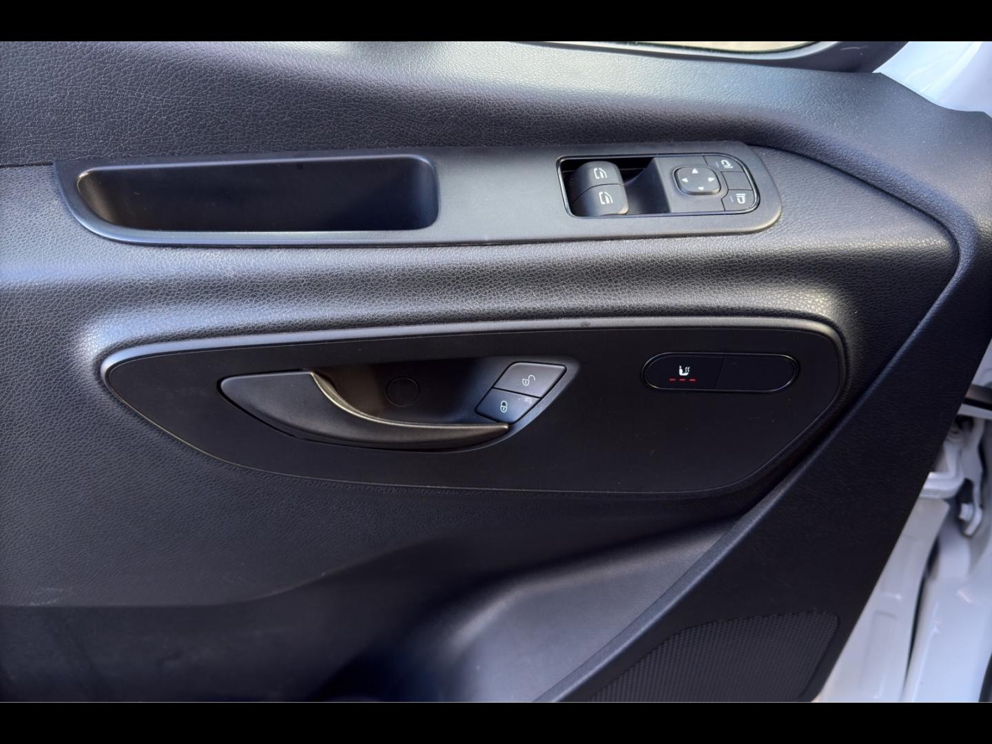 Image MERCEDES-BENZ Sprinter CCb 316 CDI 37 3T5 Propulsion Caisse Frigo