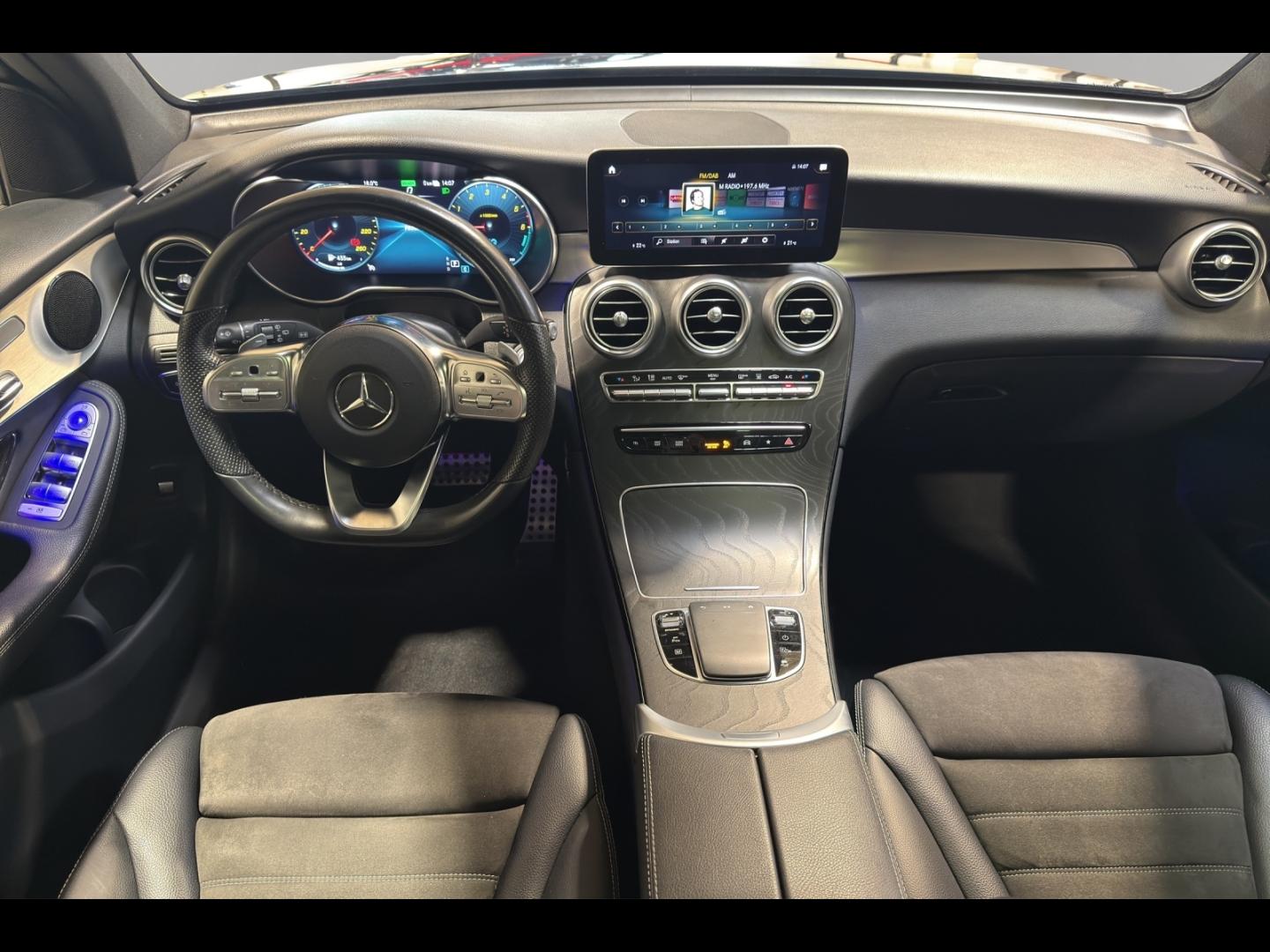 Image MERCEDES-BENZ GLC 300 de 194+122ch AMG Line 4Matic 9G-Tronic