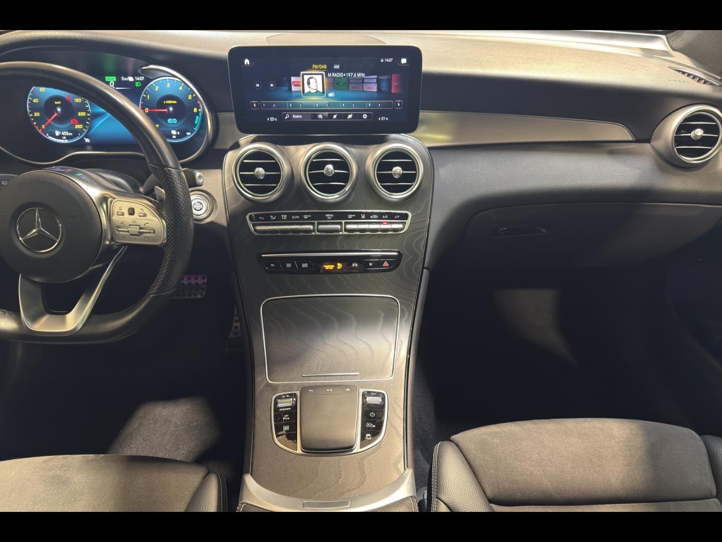 Image MERCEDES-BENZ GLC 300 de 194+122ch AMG Line 4Matic 9G-Tronic