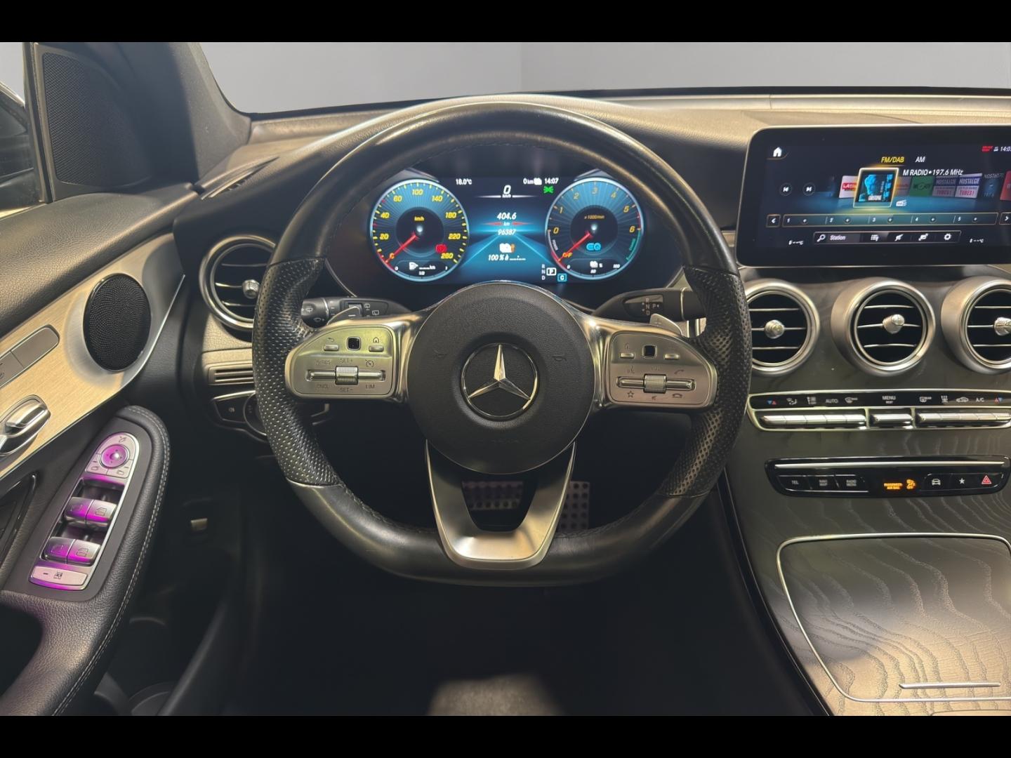 Image MERCEDES-BENZ GLC 300 de 194+122ch AMG Line 4Matic 9G-Tronic
