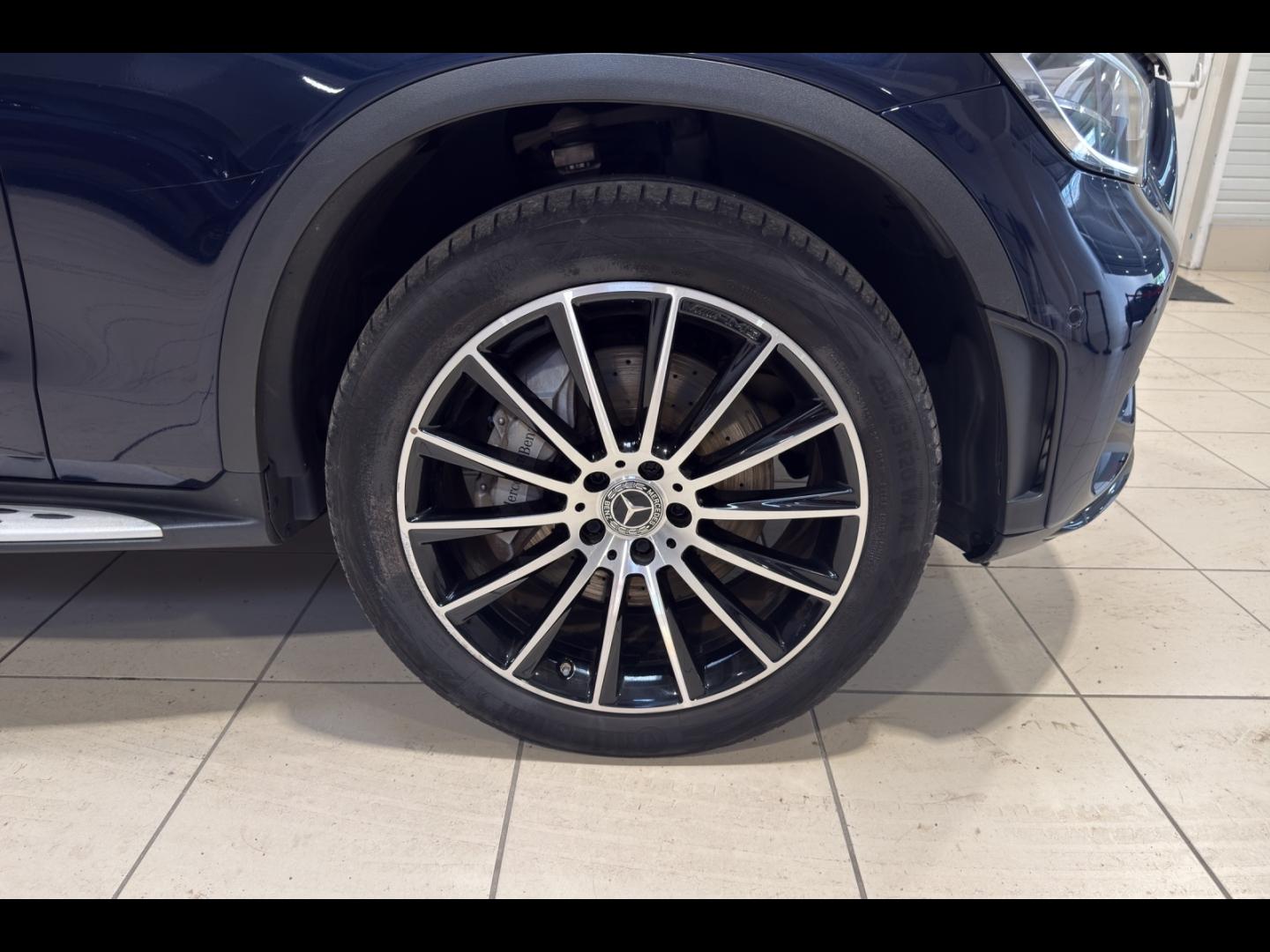 Image MERCEDES-BENZ GLC 300 de 194+122ch AMG Line 4Matic 9G-Tronic