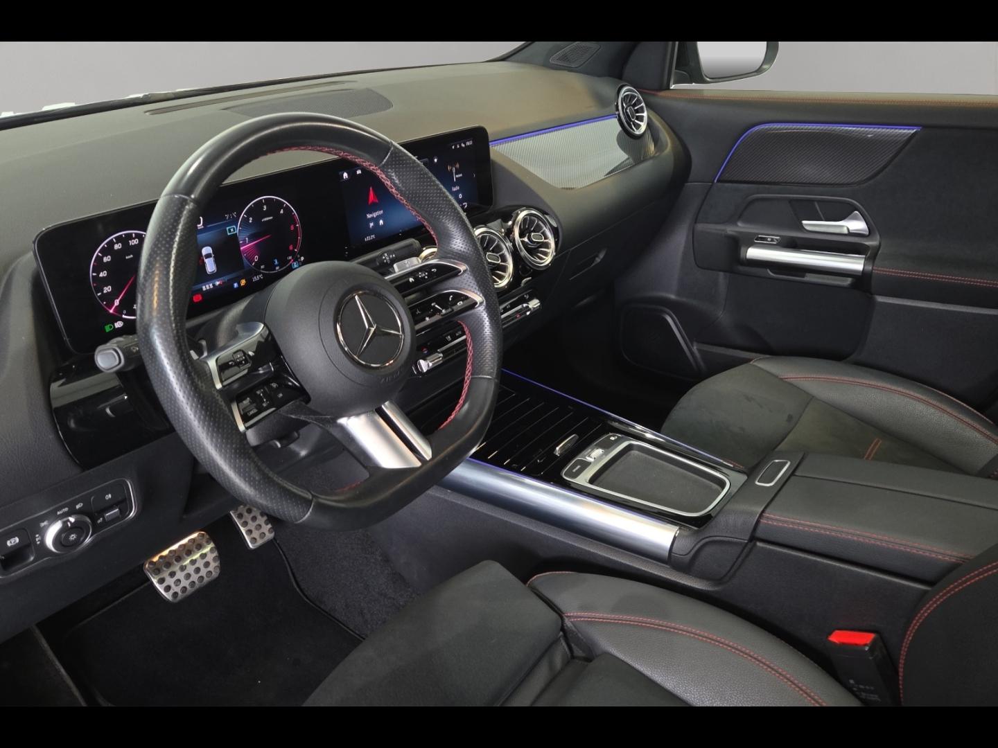 Image MERCEDES-BENZ Classe A Berline 200 d 150ch AMG Line 8G-DCT