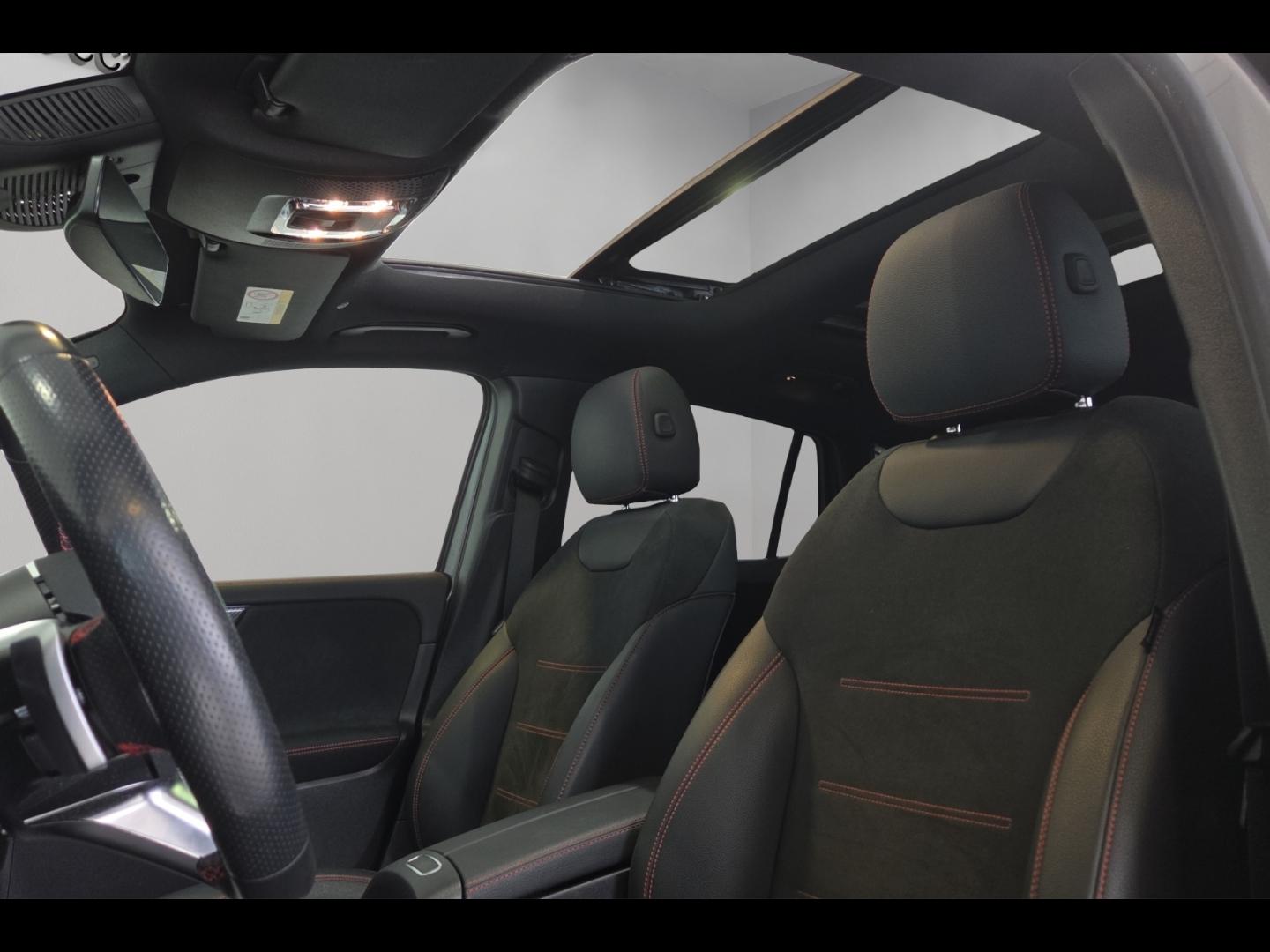 Image MERCEDES-BENZ Classe A Berline 200 d 150ch AMG Line 8G-DCT