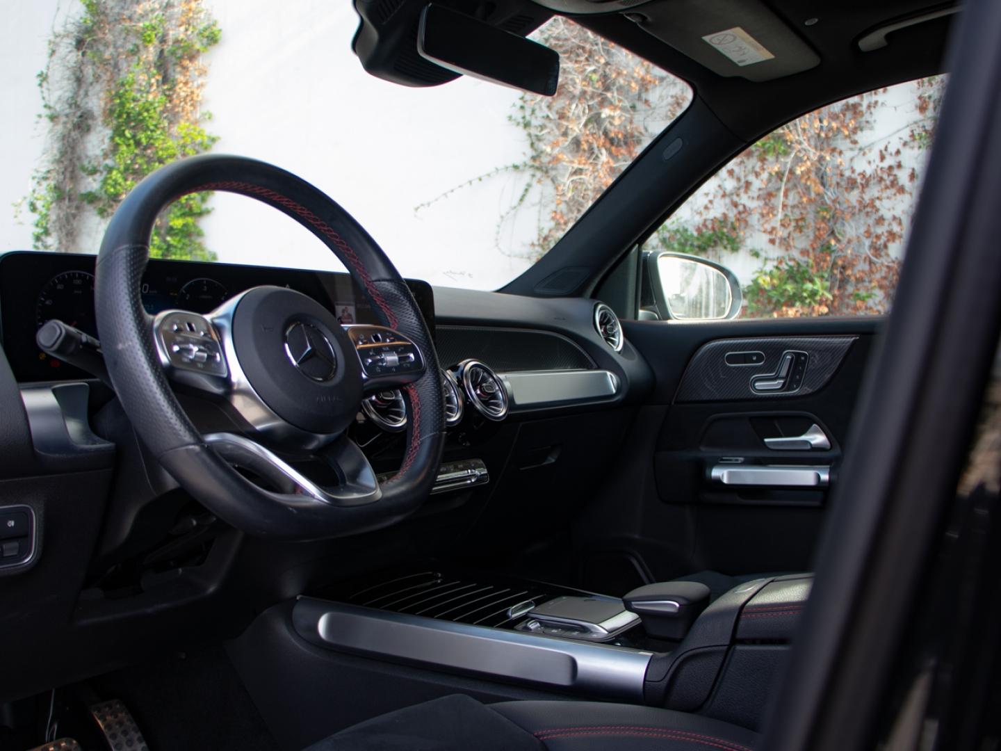 Image MERCEDES-BENZ GLB 200 d 150ch AMG Line 8G-DCT