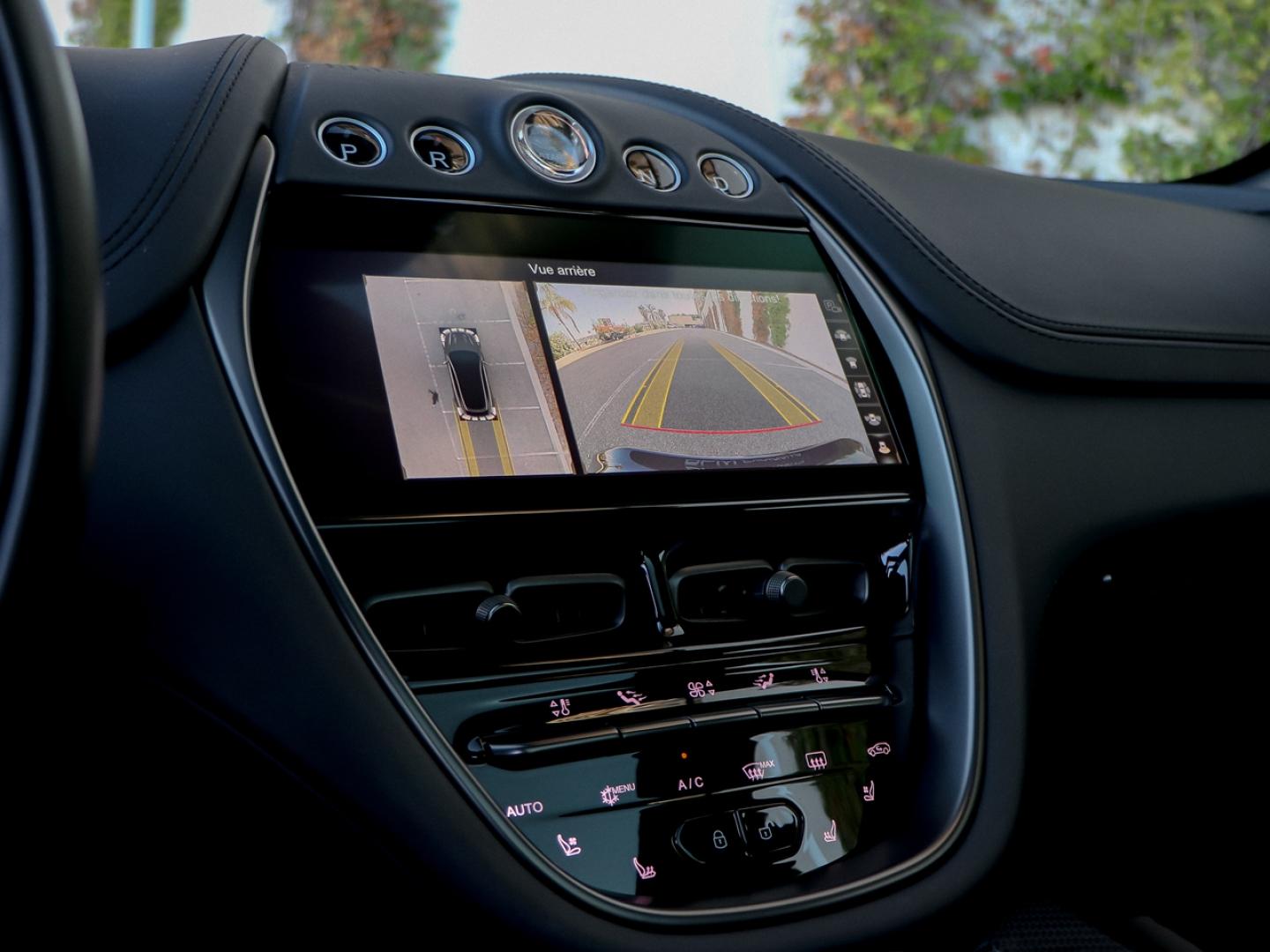 Image ASTON MARTIN DBX 4.0 V8 biturbo 707ch BVA9