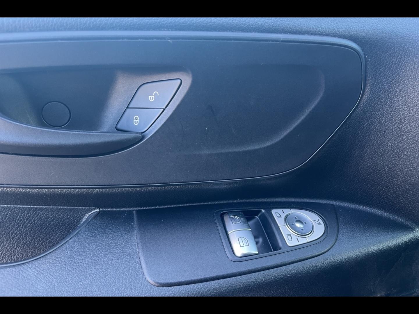 Image MERCEDES-BENZ Vito Fg 116 CDI Long pro Propulsion 9G-Tronic