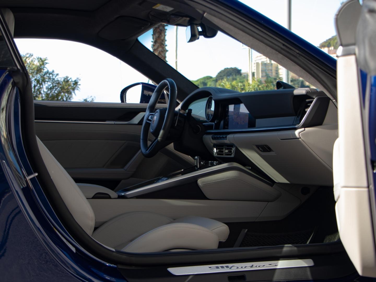 Image PORSCHE 911 Coupe 3.7 650ch Turbo S PDK