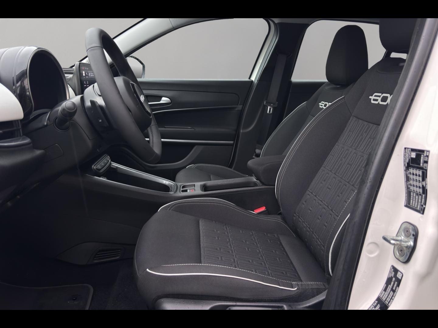 Image FIAT 600 1.2 Hybrid Turbo 110ch Pack Confort & Style eDCT6