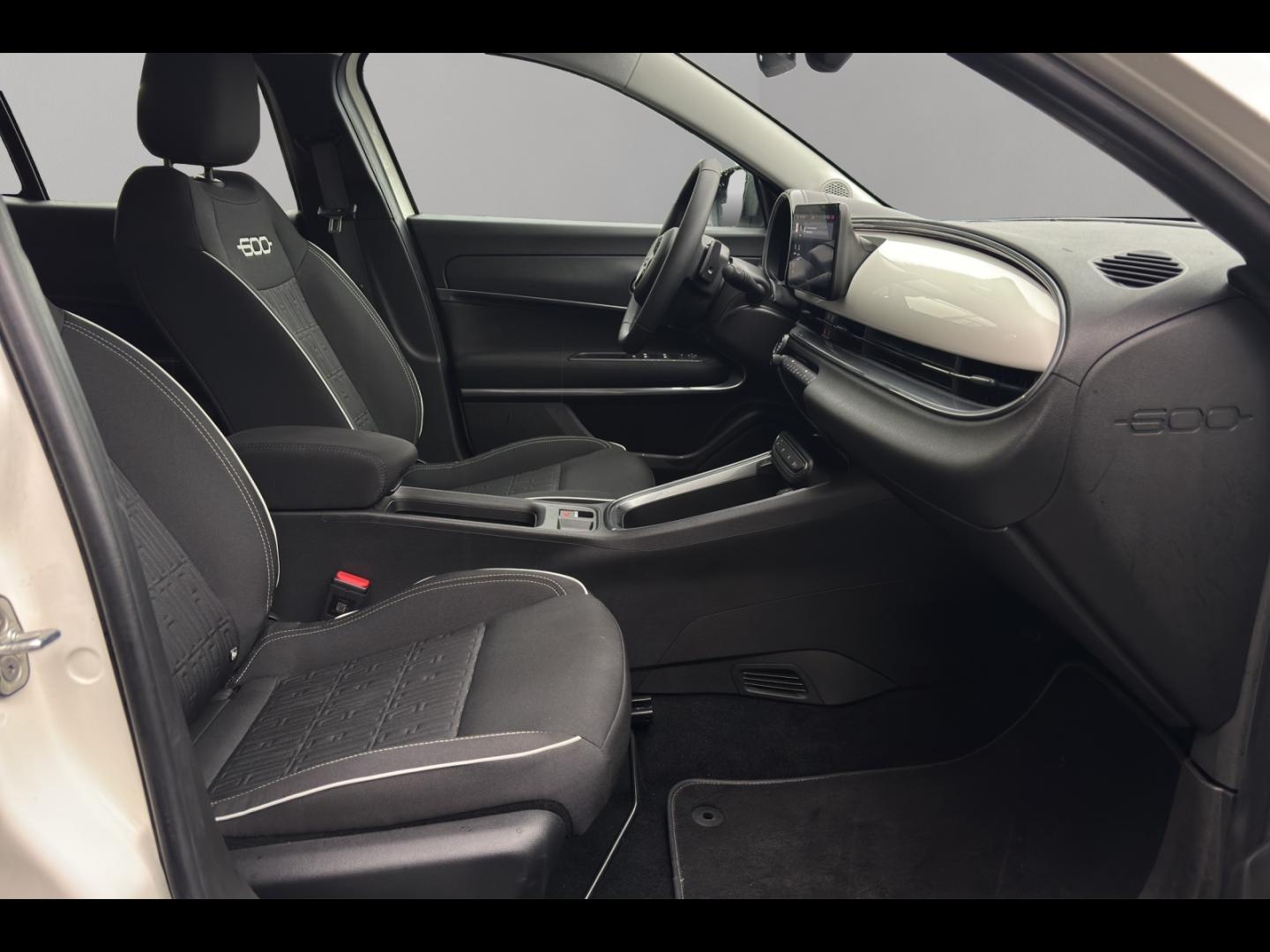 Image FIAT 600 1.2 Hybrid Turbo 110ch Pack Confort & Style eDCT6