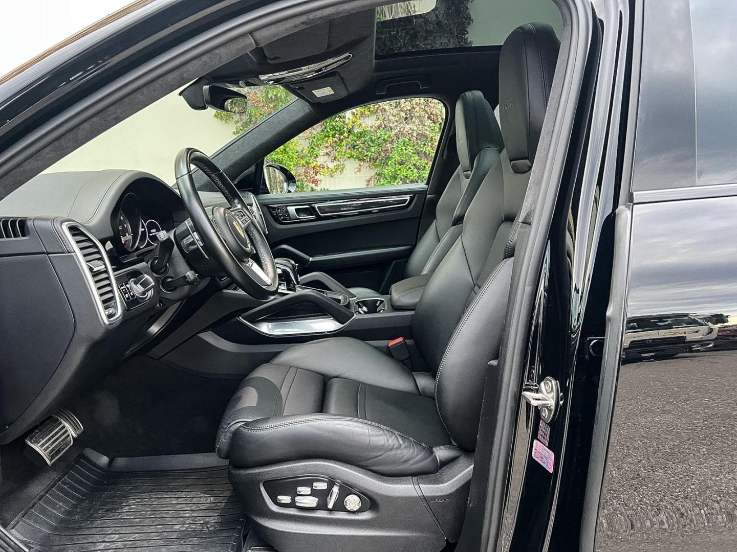 Image PORSCHE Cayenne Coupé 4.0 V8 550ch Turbo