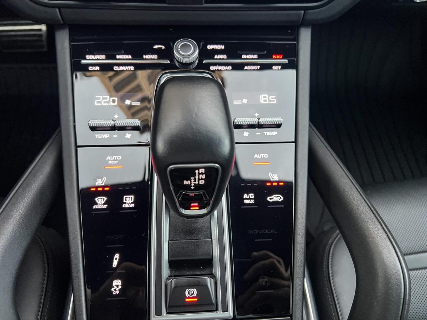 Image PORSCHE Cayenne Coupé 4.0 V8 550ch Turbo