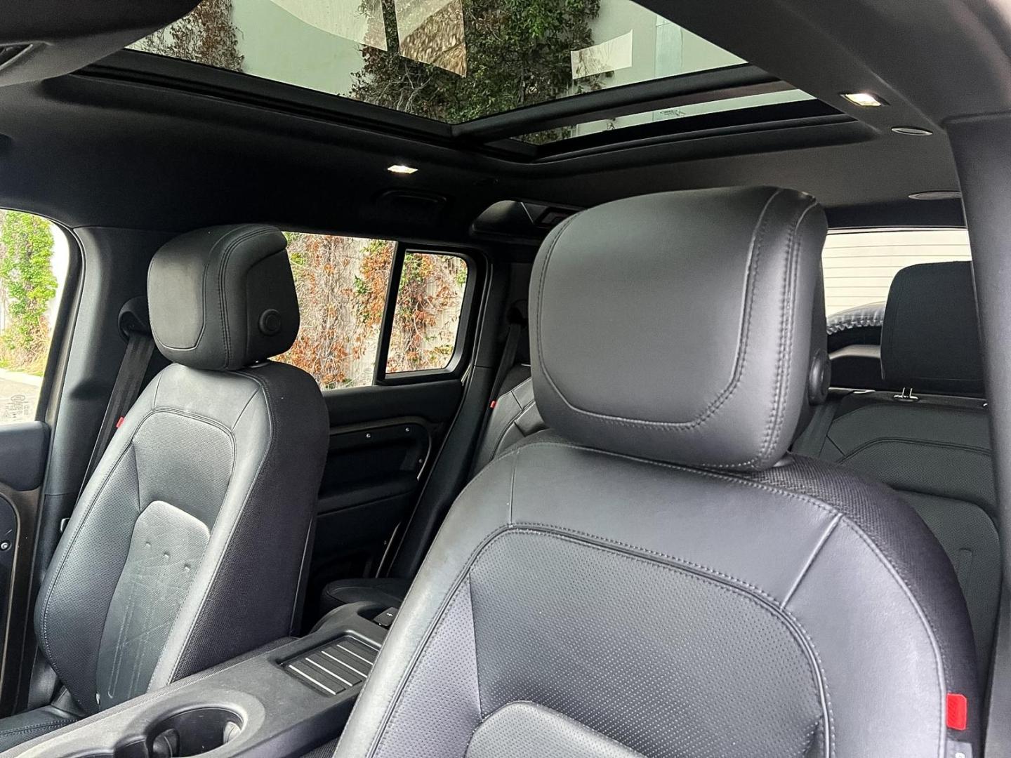 Image LAND-ROVER Defender 110 2.0 P400e X-Dynamic X