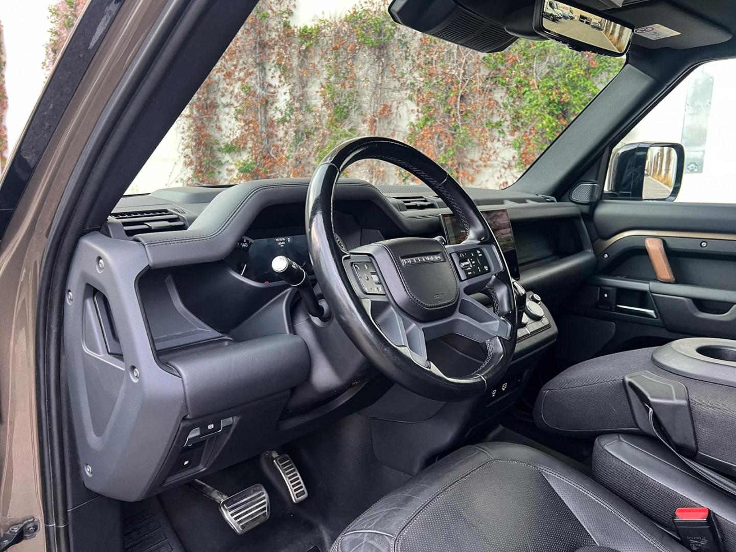 Image LAND-ROVER Defender 110 2.0 P400e X-Dynamic X