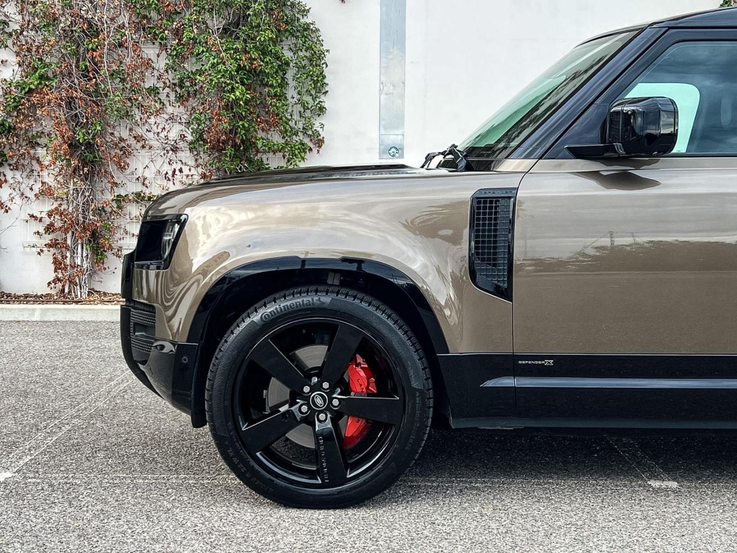 Image LAND-ROVER Defender 110 2.0 P400e X-Dynamic X