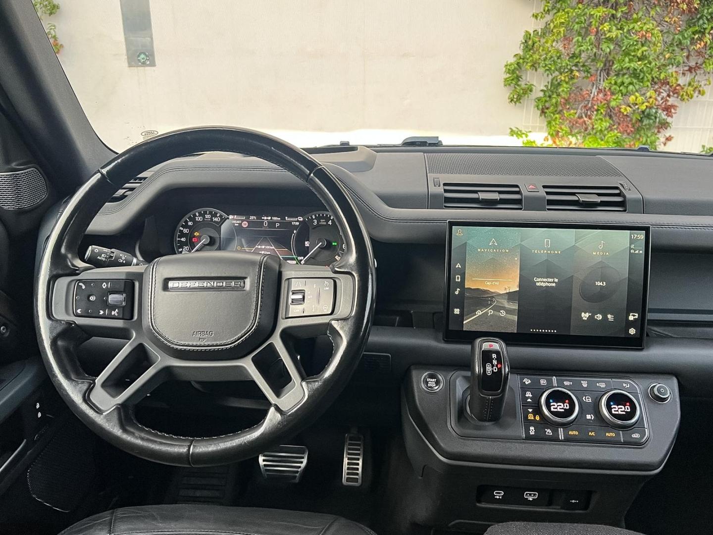 Image LAND-ROVER Defender 110 2.0 P400e X-Dynamic X