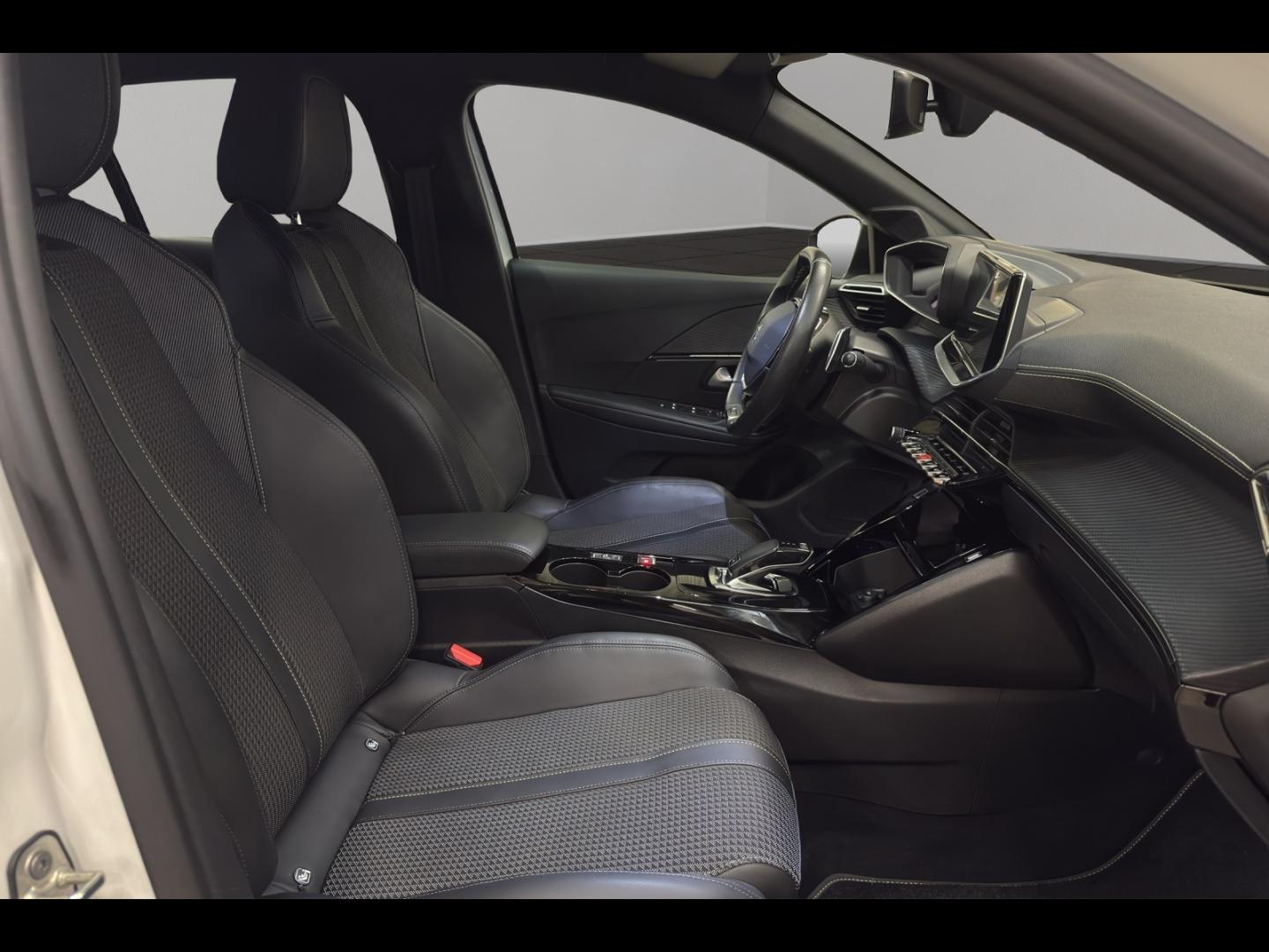 Image PEUGEOT 208 1.2 PureTech 100ch S&S GT Line EAT8