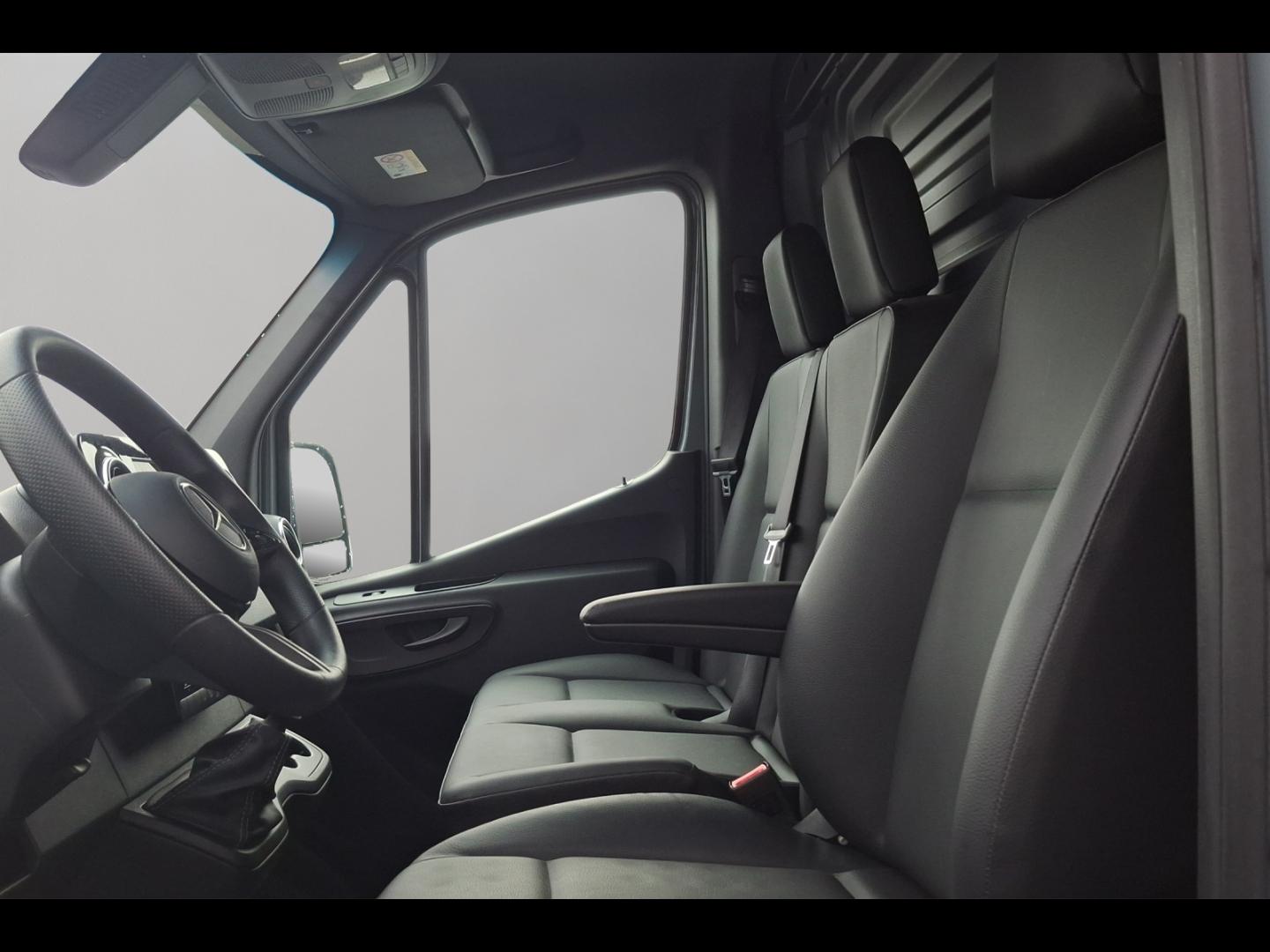 Image MERCEDES-BENZ Sprinter Fg 317 CDI 37 3T5 Pro