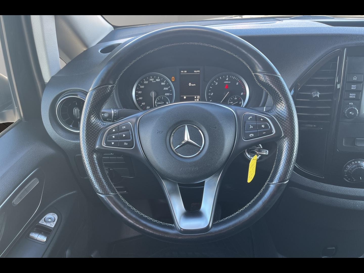 Image MERCEDES-BENZ Vito Fg 114 CDI Mixto Long Select Propulsion 9G-Tronic 6 places
