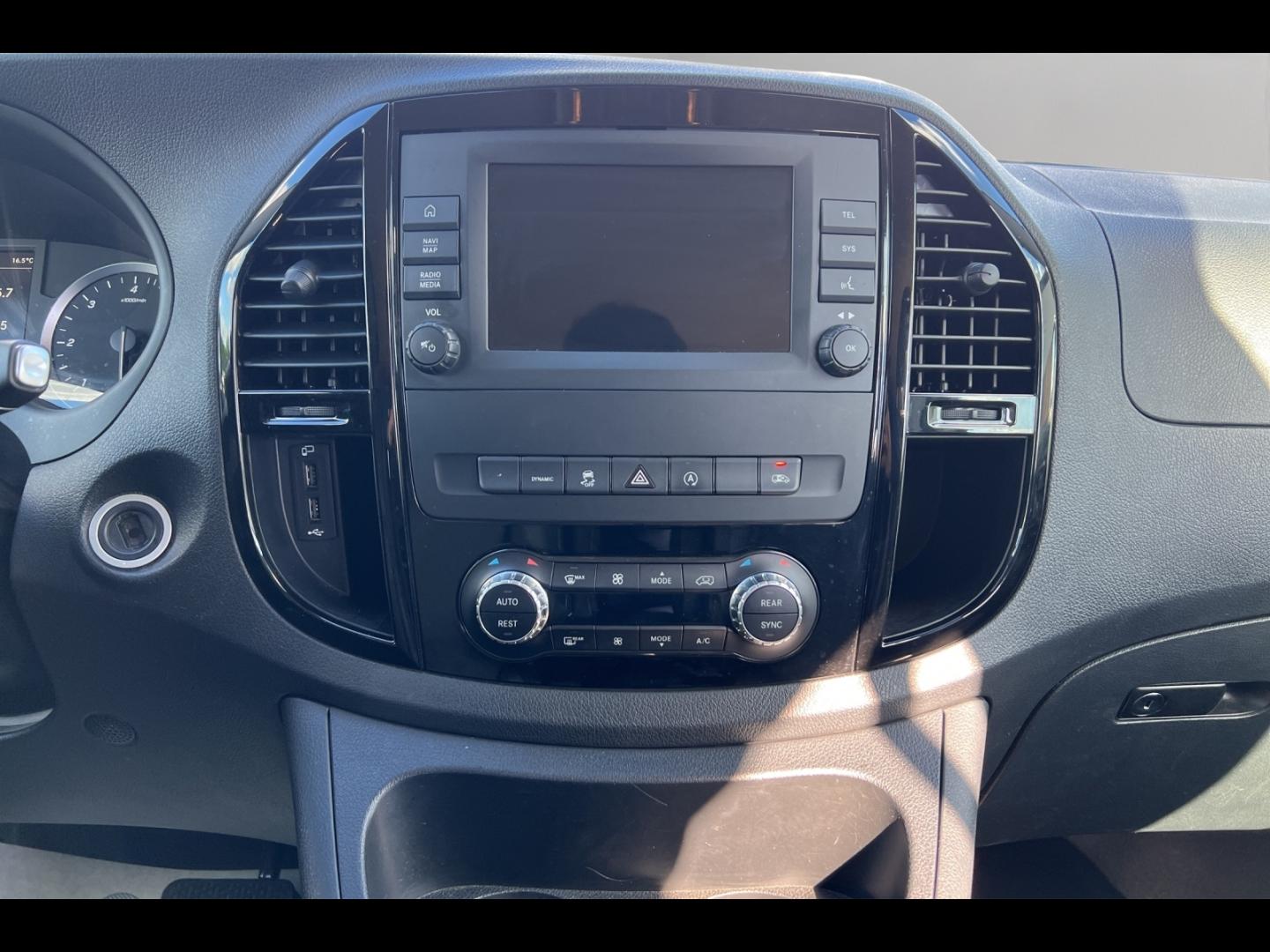 Image MERCEDES-BENZ Vito Fg 119 CDI Mixto Long Select 4x4 9G-Tronic