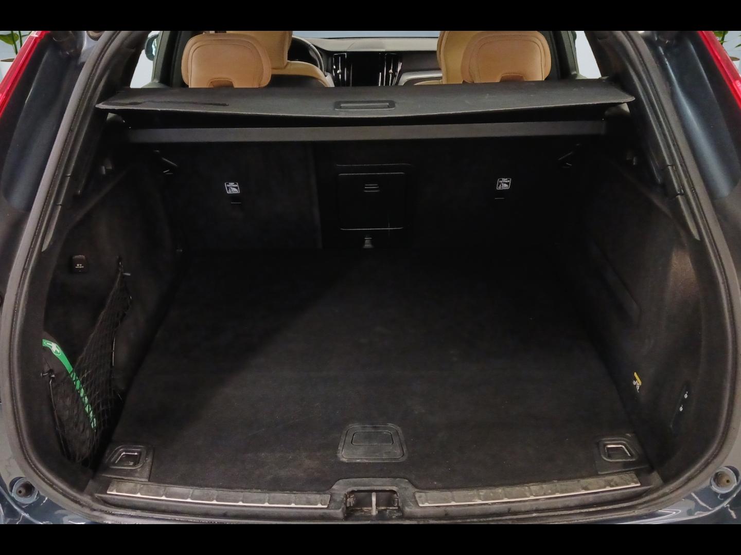 Image VOLVO XC60 T8 Twin Engine 303 + 87ch Business Executive Geartronic