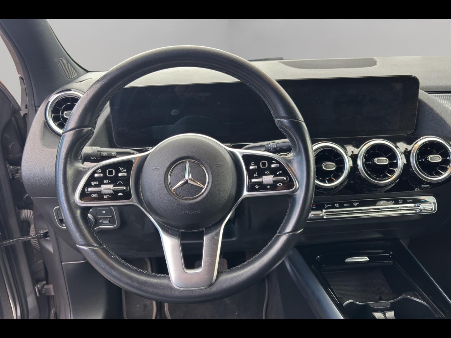 Image MERCEDES-BENZ GLA 200 d 150ch Progressive Line 8G-DCT