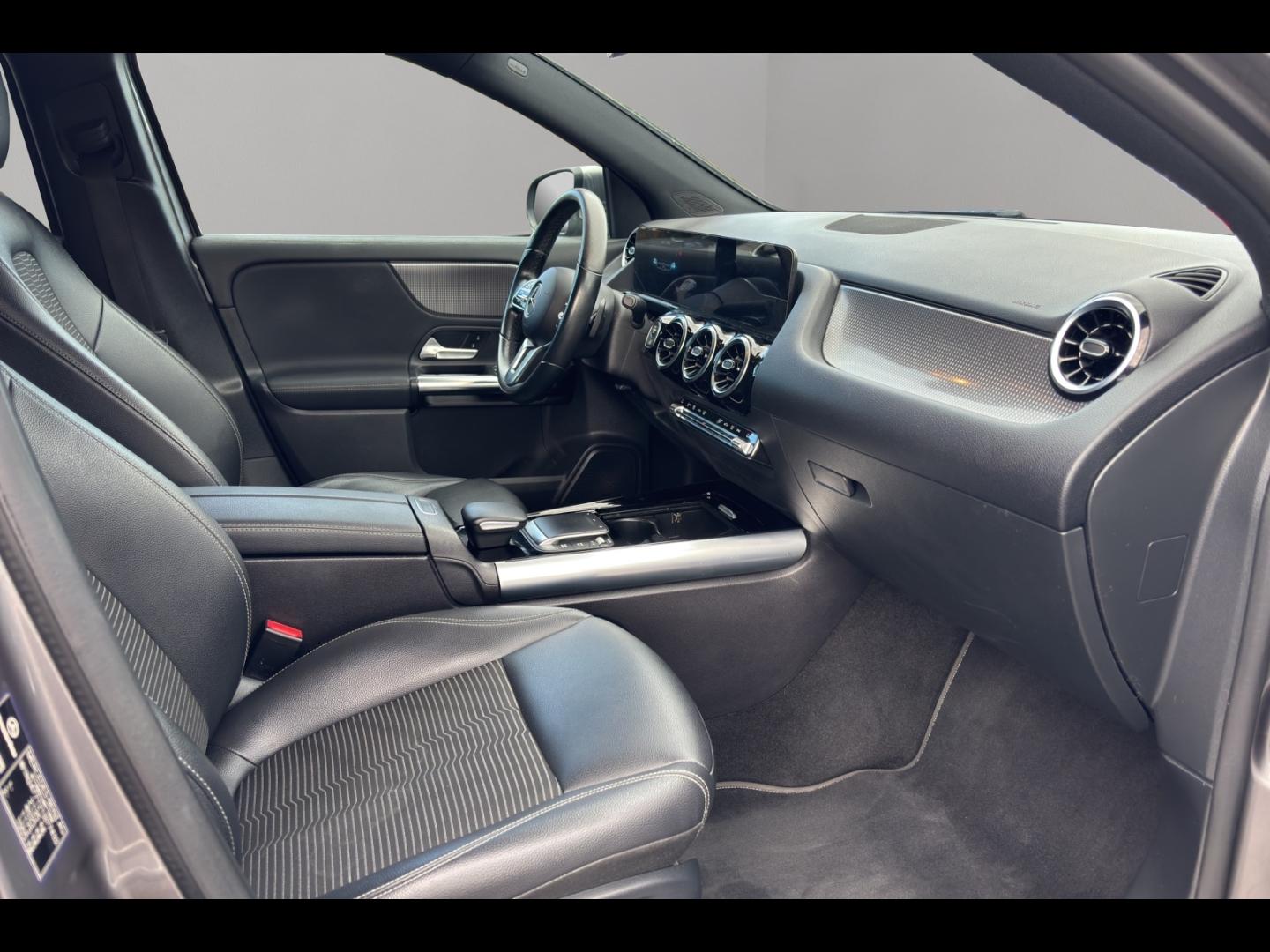 Image MERCEDES-BENZ GLA 200 d 150ch Progressive Line 8G-DCT