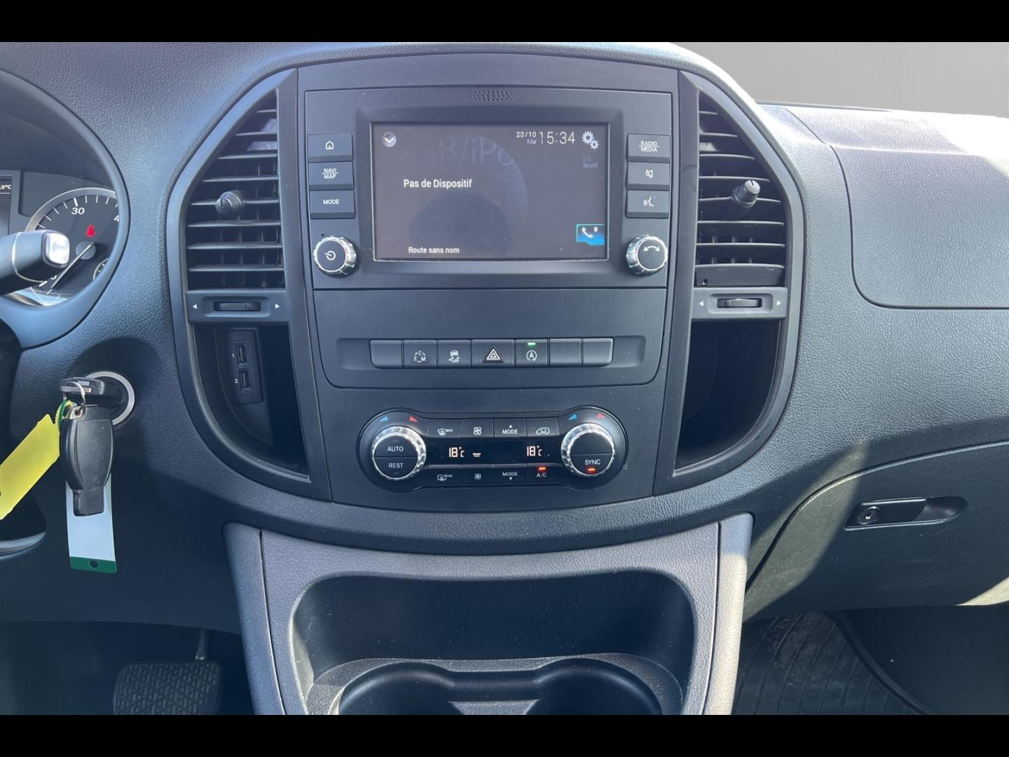 Image MERCEDES-BENZ Vito Fg 119 CDI Mixto Long Select E6 Propulsion