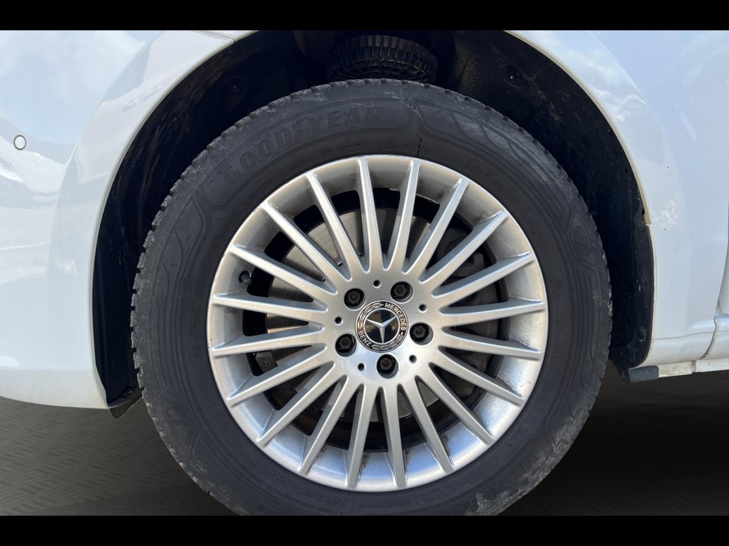 Image MERCEDES-BENZ Vito Fg 119 CDI Mixto Long Select E6 Propulsion