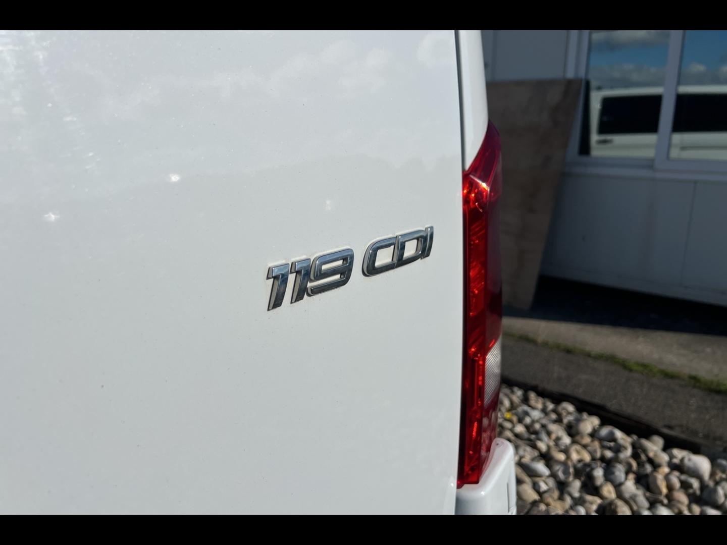 Image MERCEDES-BENZ Vito Fg 119 CDI Mixto Long Select E6 Propulsion