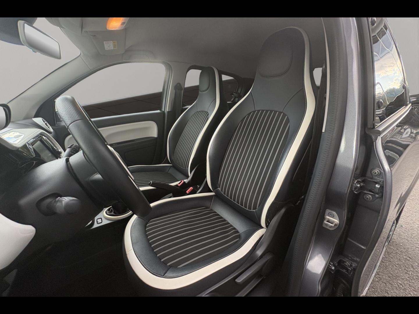 Image RENAULT Twingo 0.9 TCe 95ch Intens