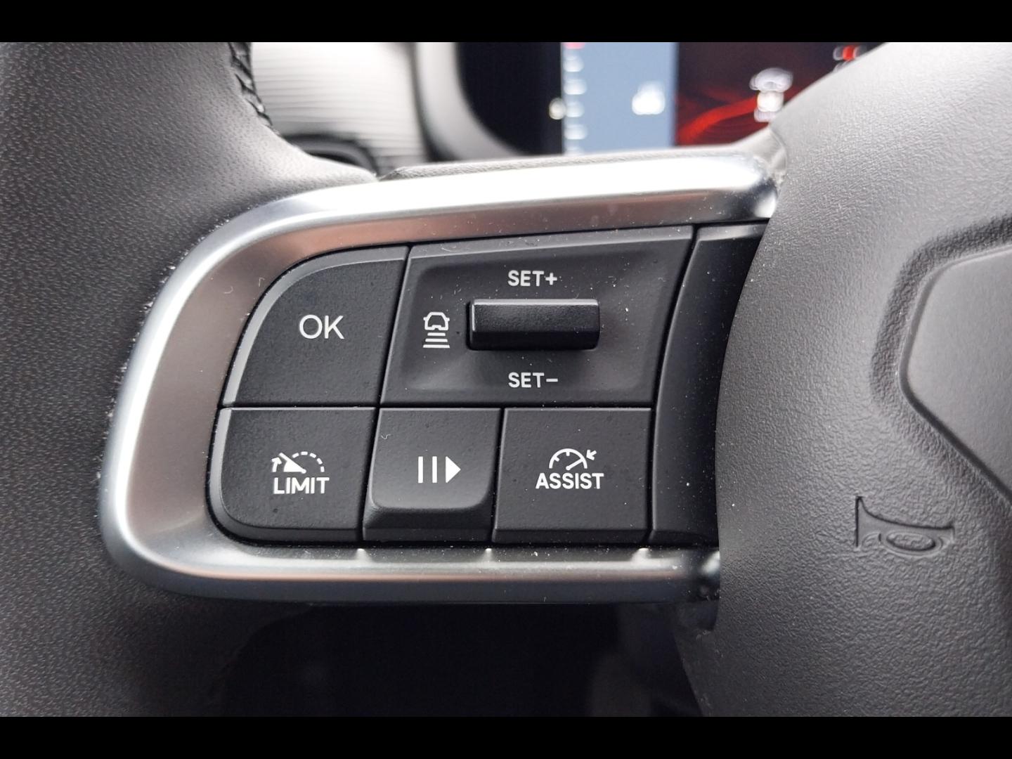 Image JEEP Avenger 1.2 Turbo T3 100ch Altitude +