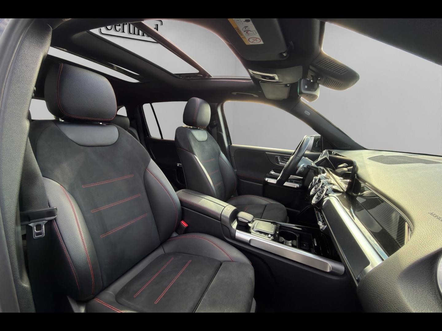 Image MERCEDES-BENZ GLB 220d 190ch AMG Line 4Matic 8G DCT